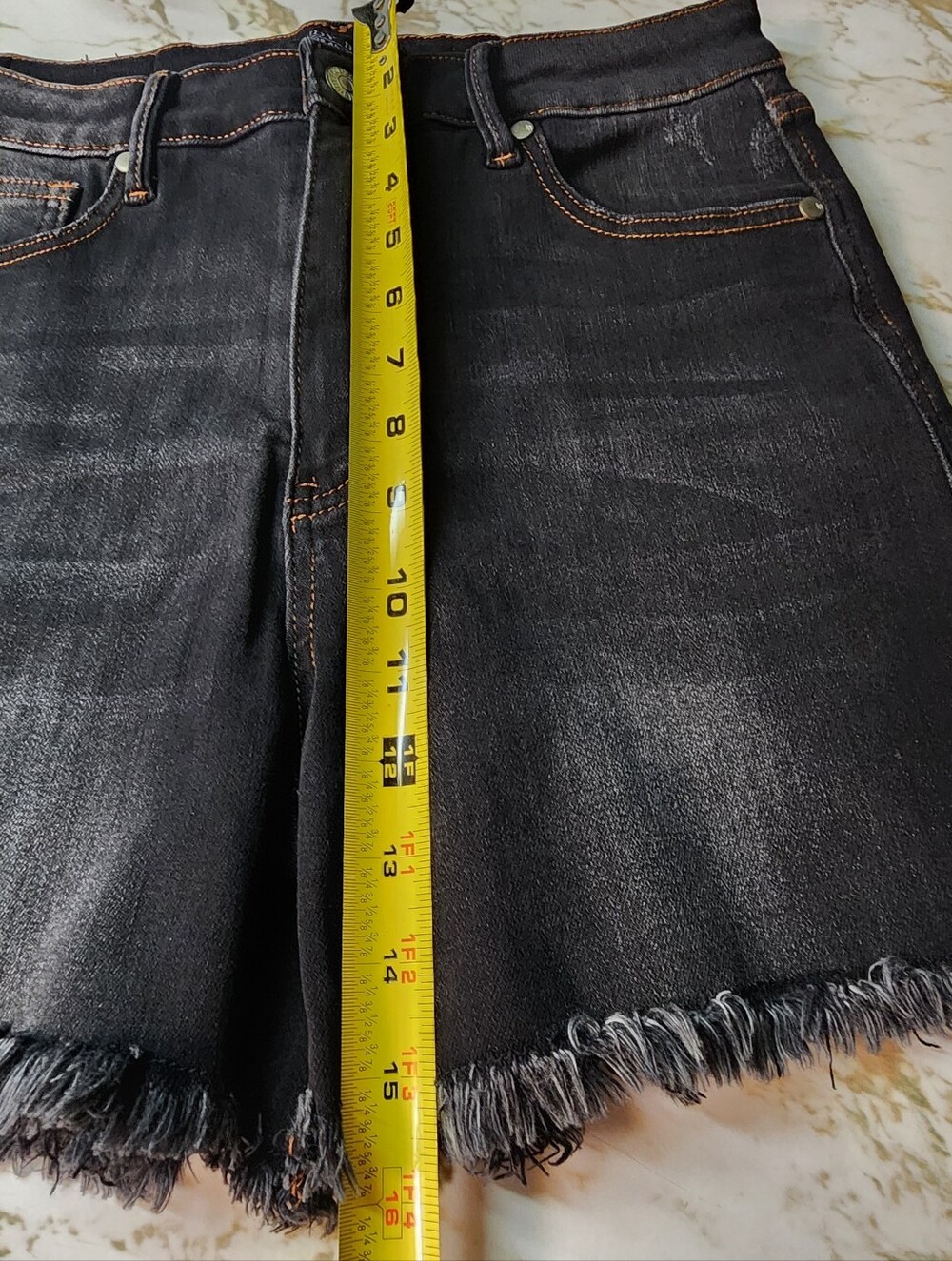 Judy Blue Sz. Lg. Blk. Denim Shorts